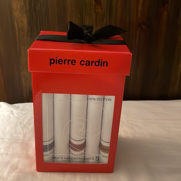 Pierre Cardin handkerchiefs brand new - Picture 1 of 2